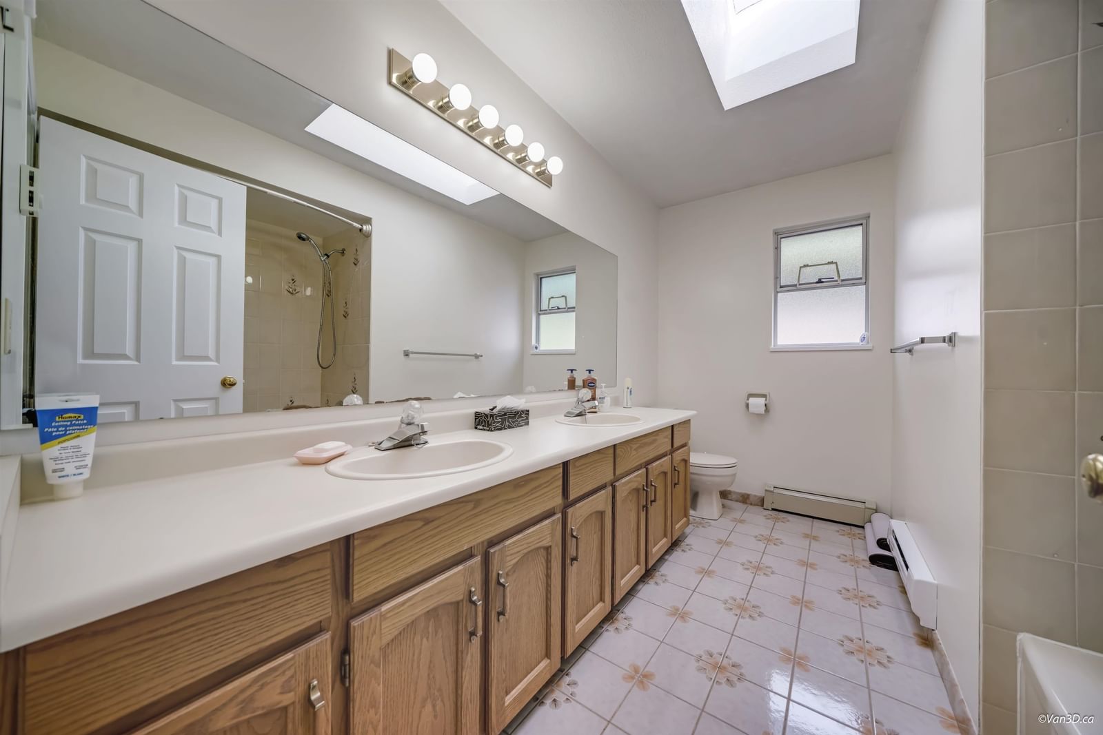 Listing Image 21