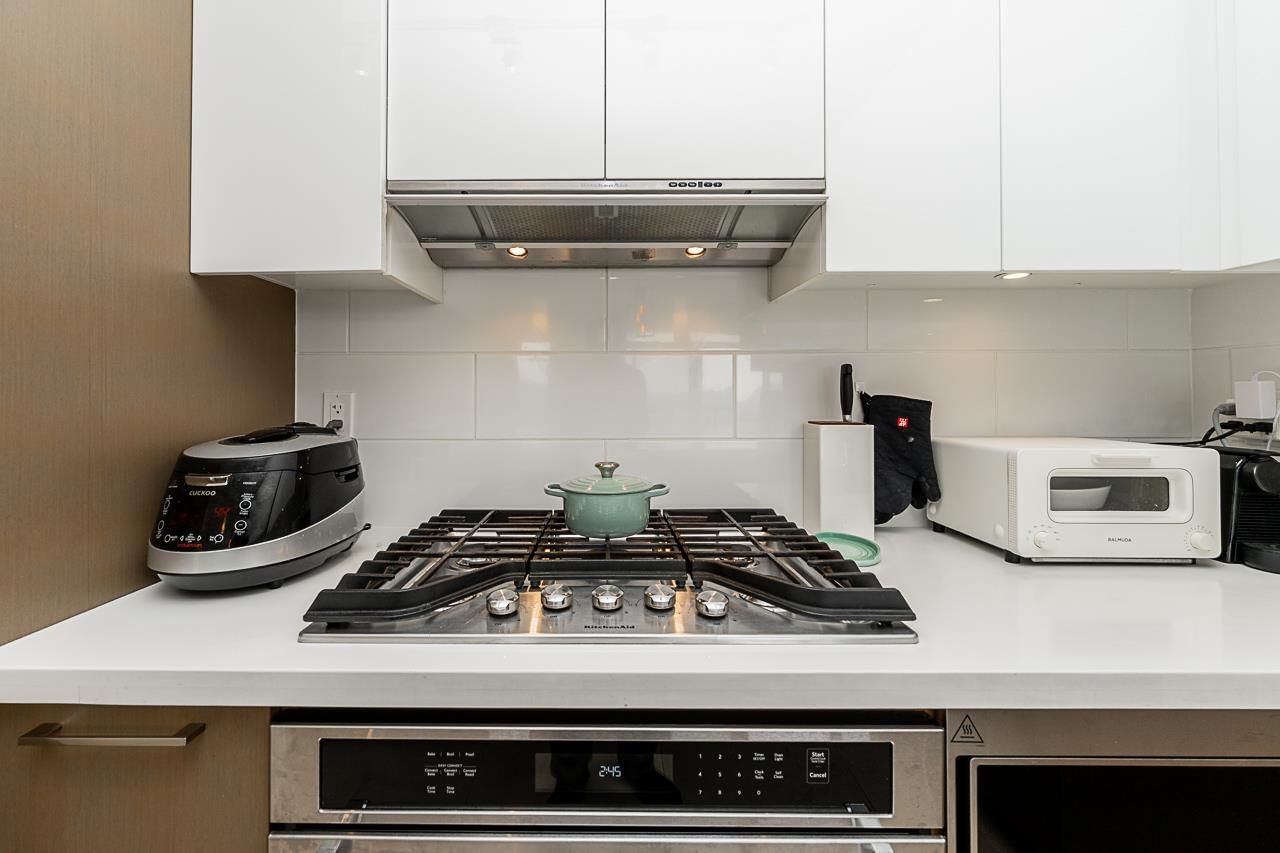 Listing Image 9