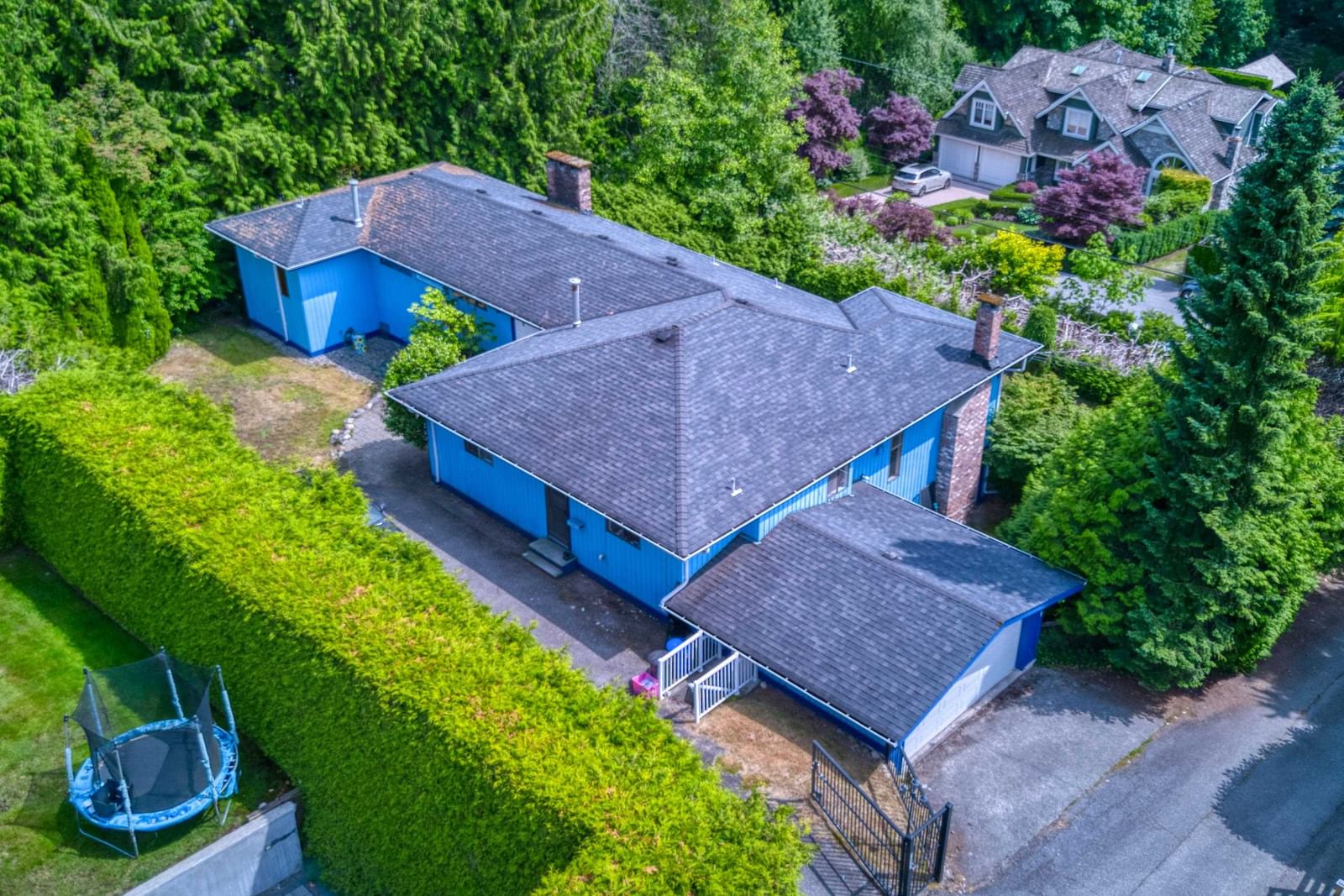 Listing Image 8