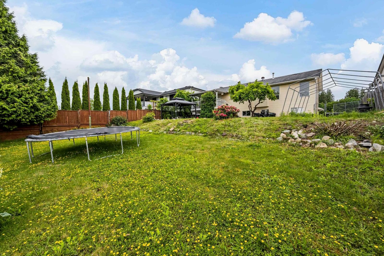 Listing Image 27