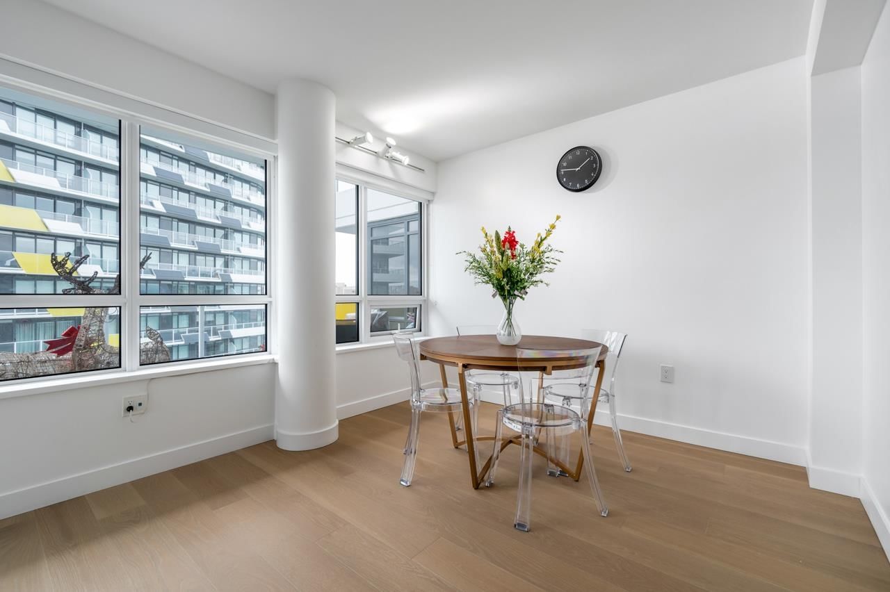 Listing Image 13