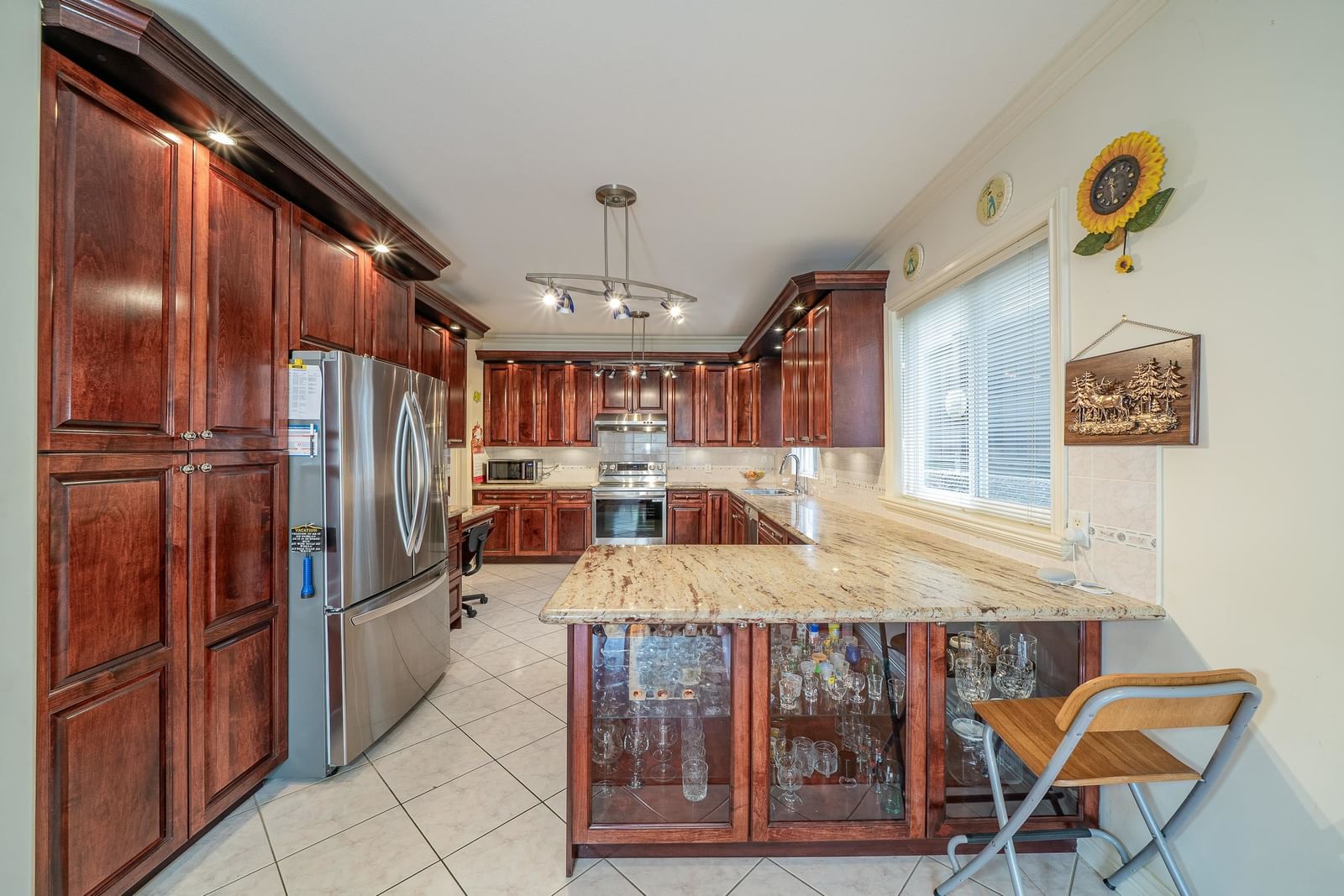 Listing Image 19