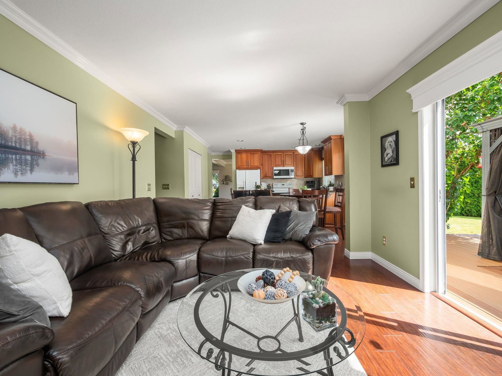 Listing Image 18
