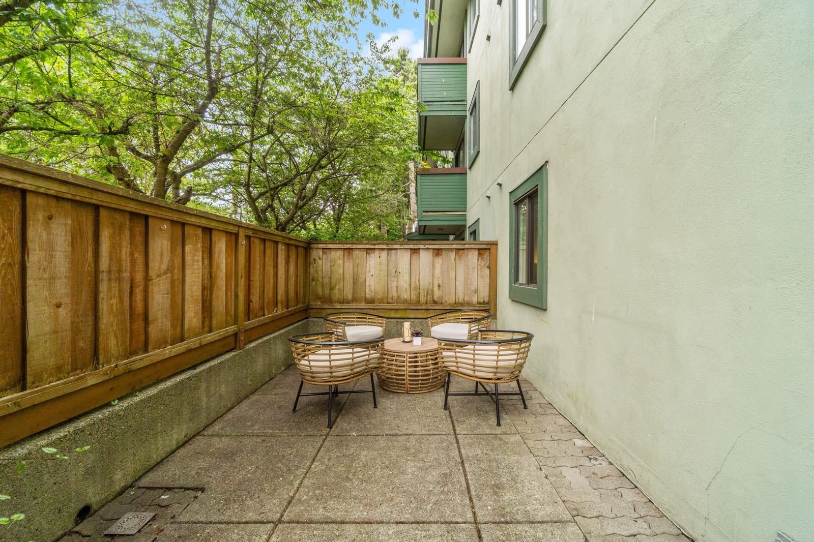 Listing Image 17
