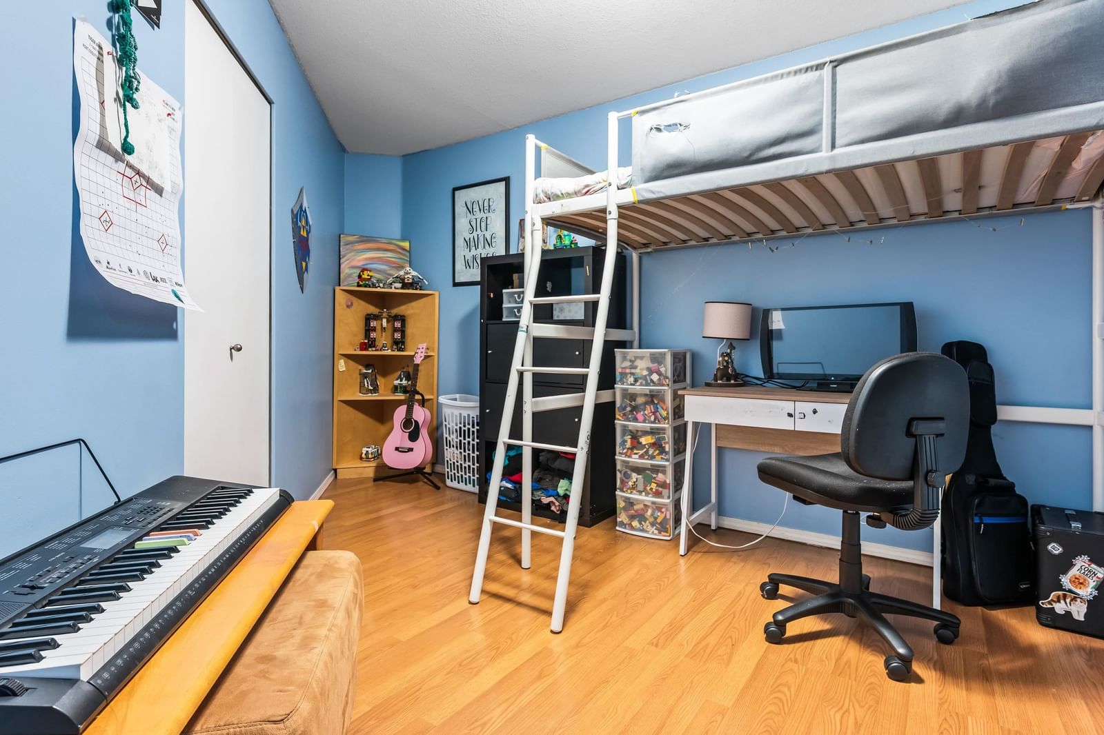 Listing Image 21