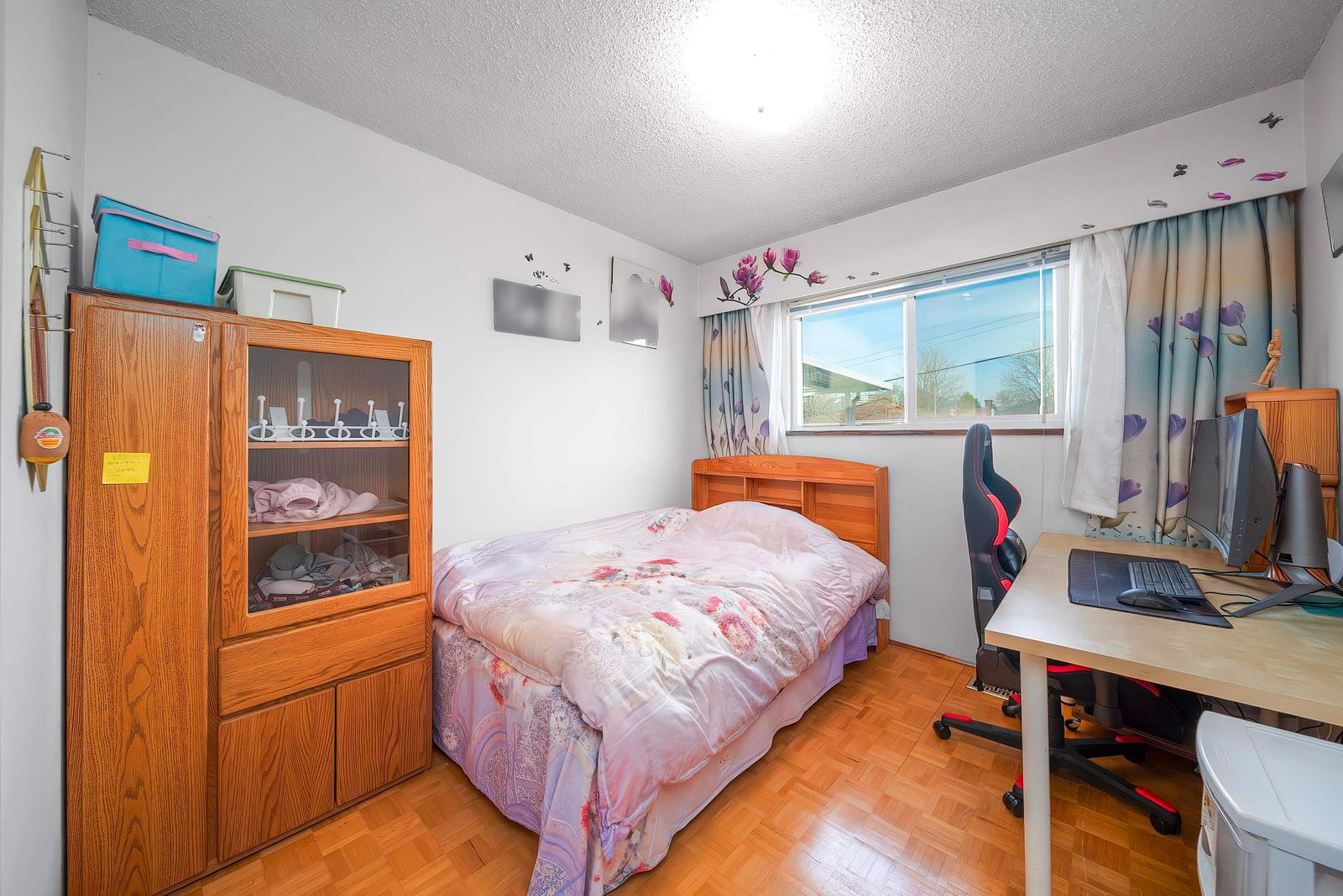 Listing Image 17