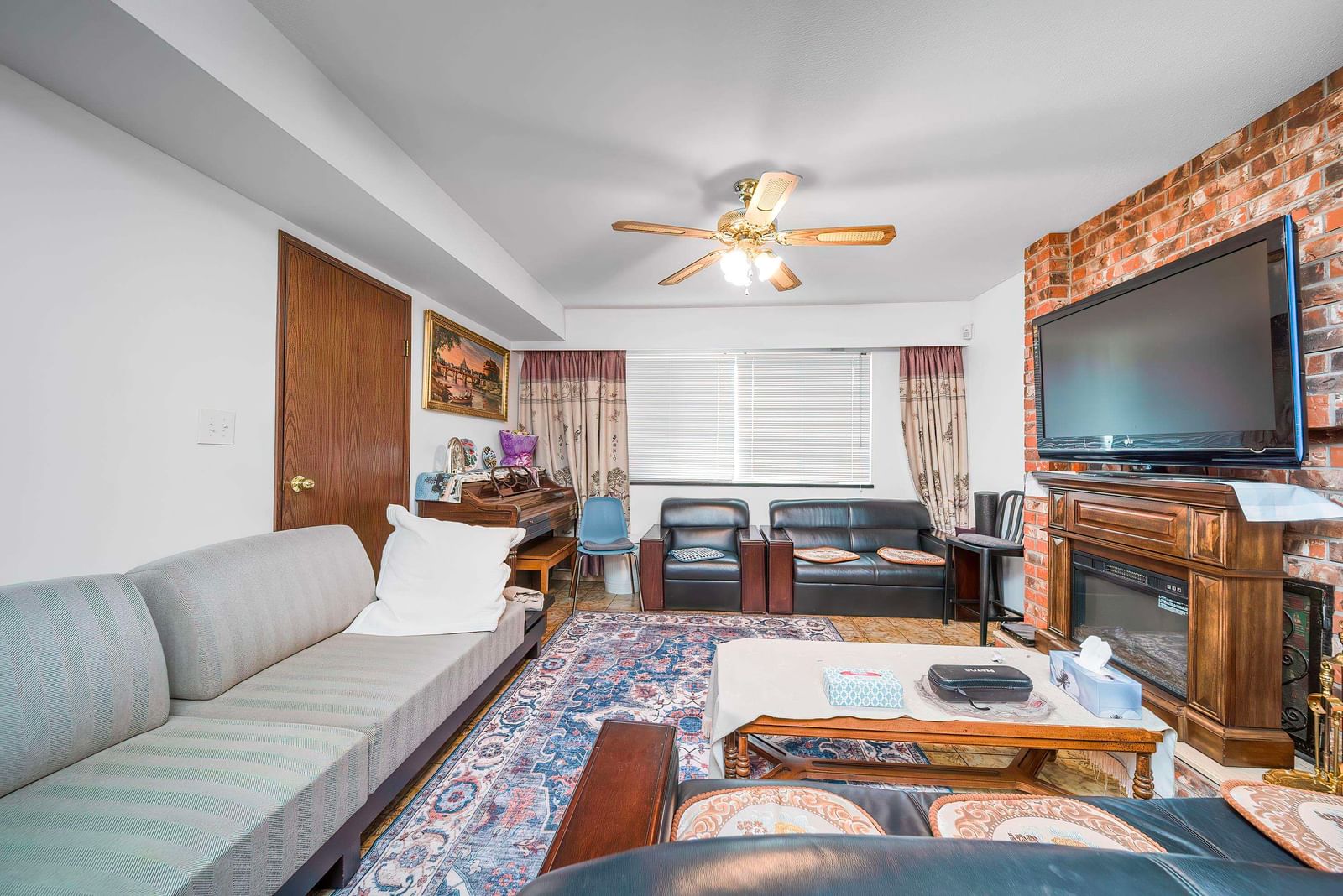 Listing Image 21