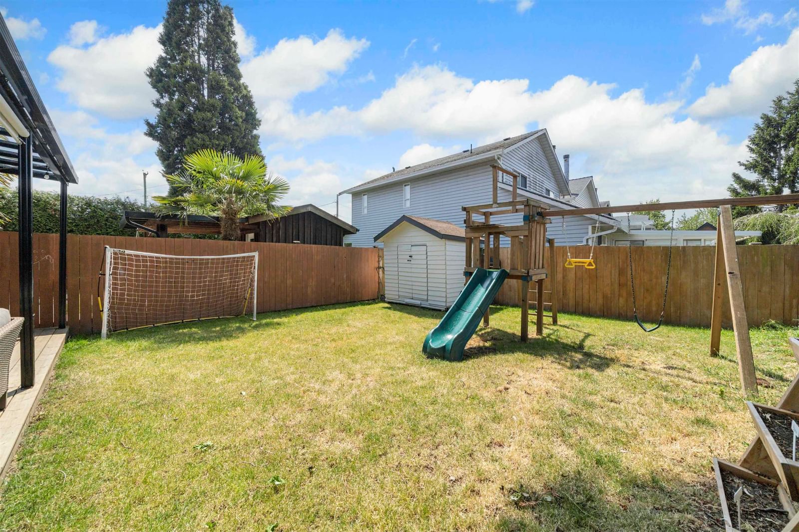 Listing Image 28