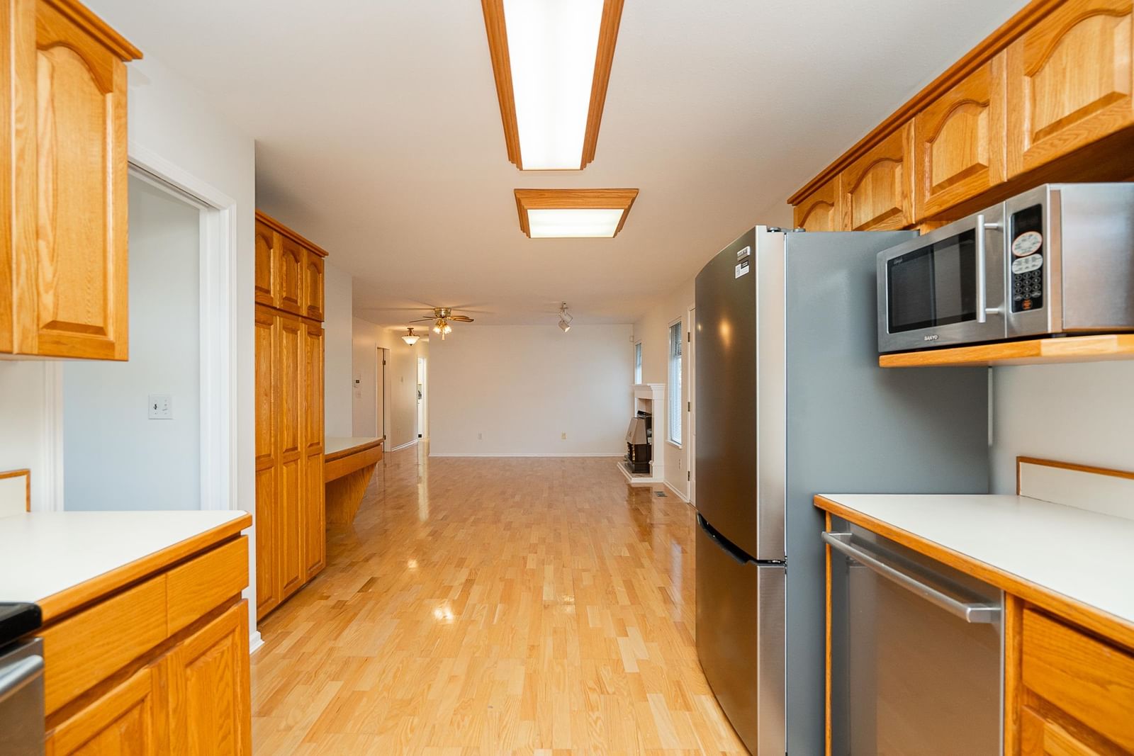 Listing Image 18