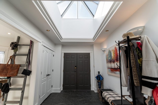 401 - 20448 Park Avenue