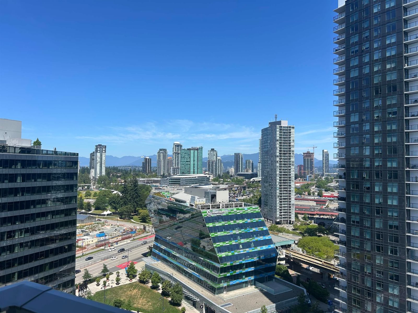 Listing Image 9