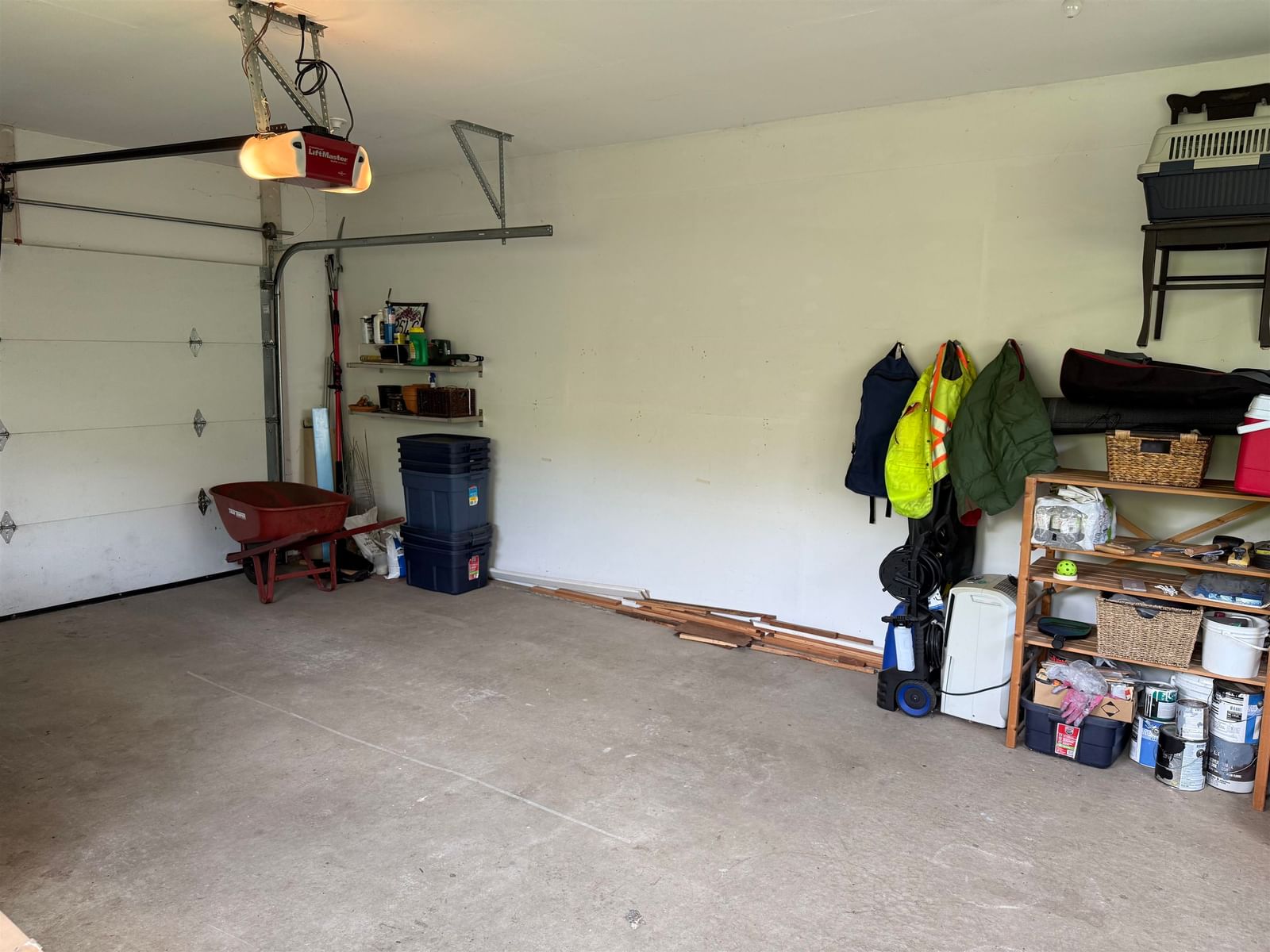 Listing Image 24