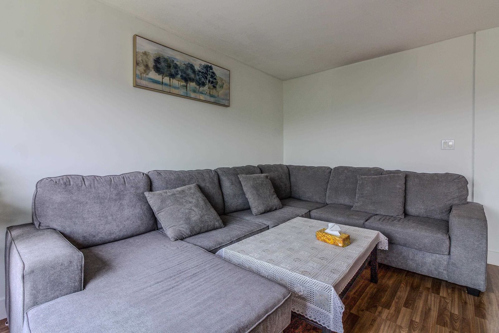 Listing Image 17