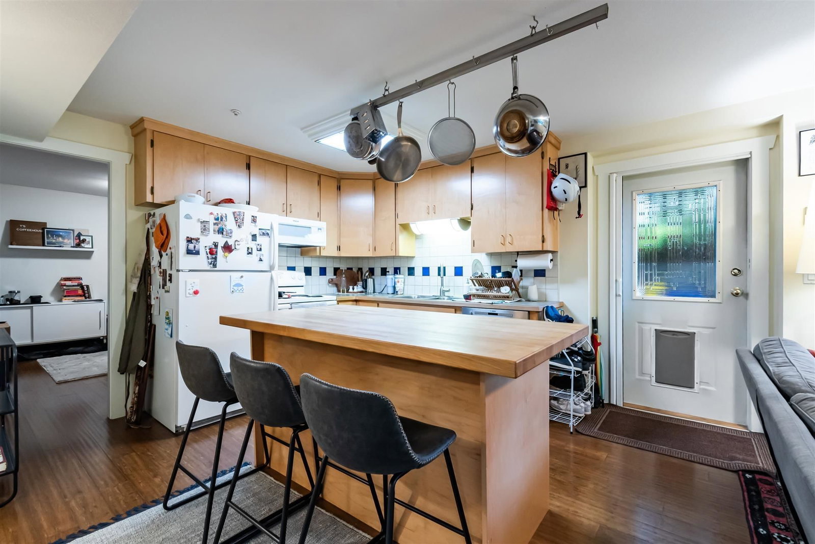 Listing Image 18