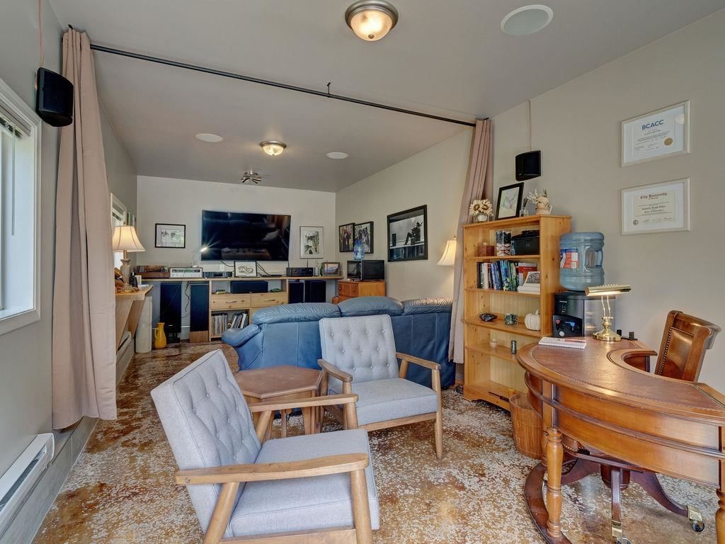 Listing Image 28