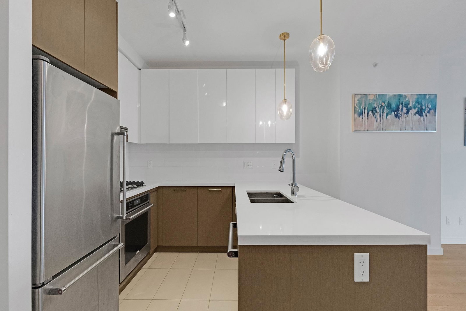 Listing Image 18