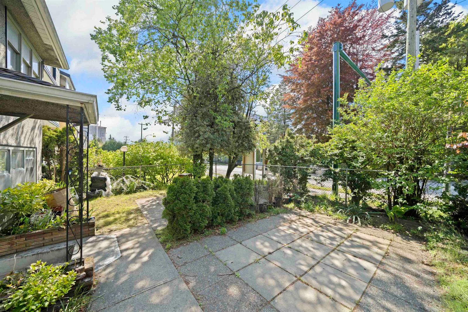 Listing Image 13