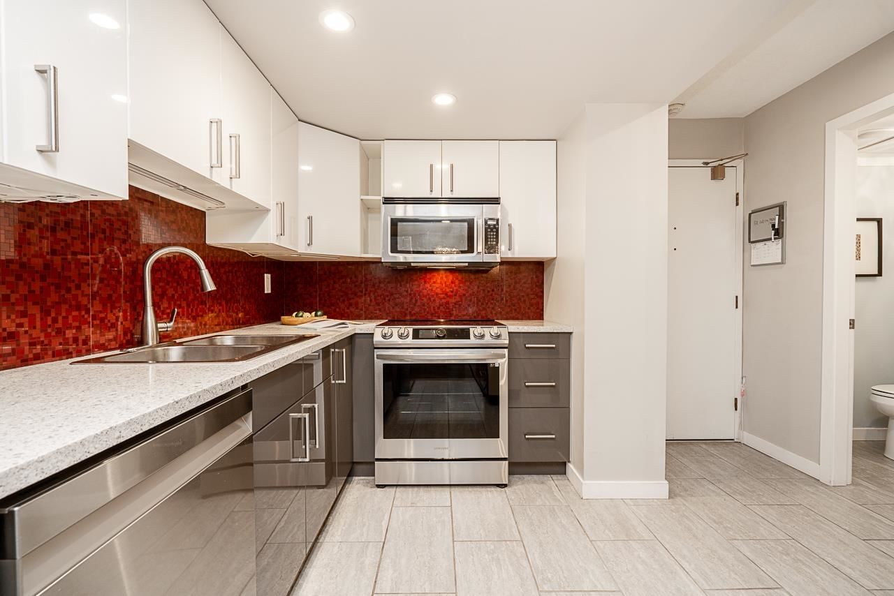 Listing Image 9