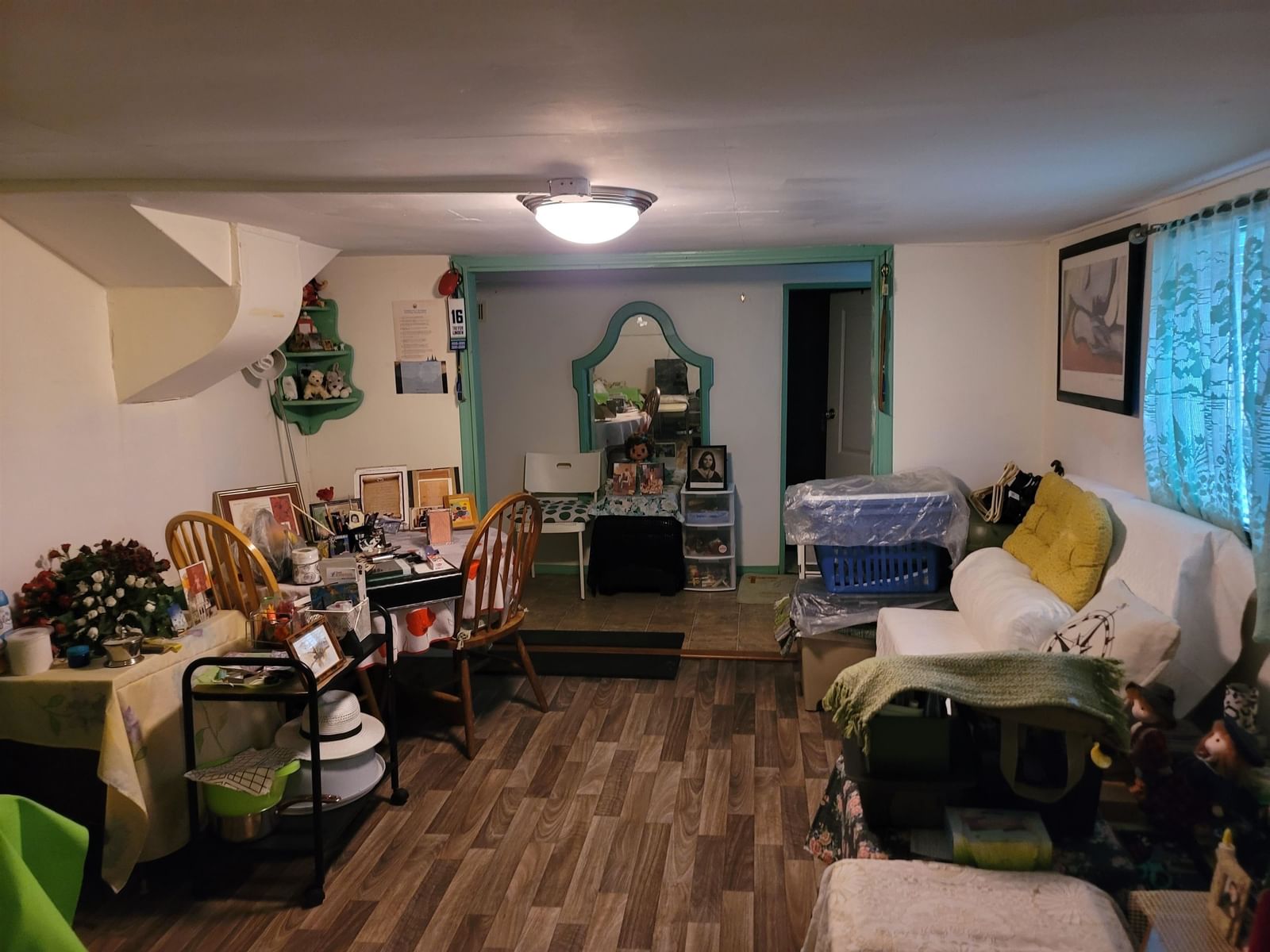 Listing Image 12