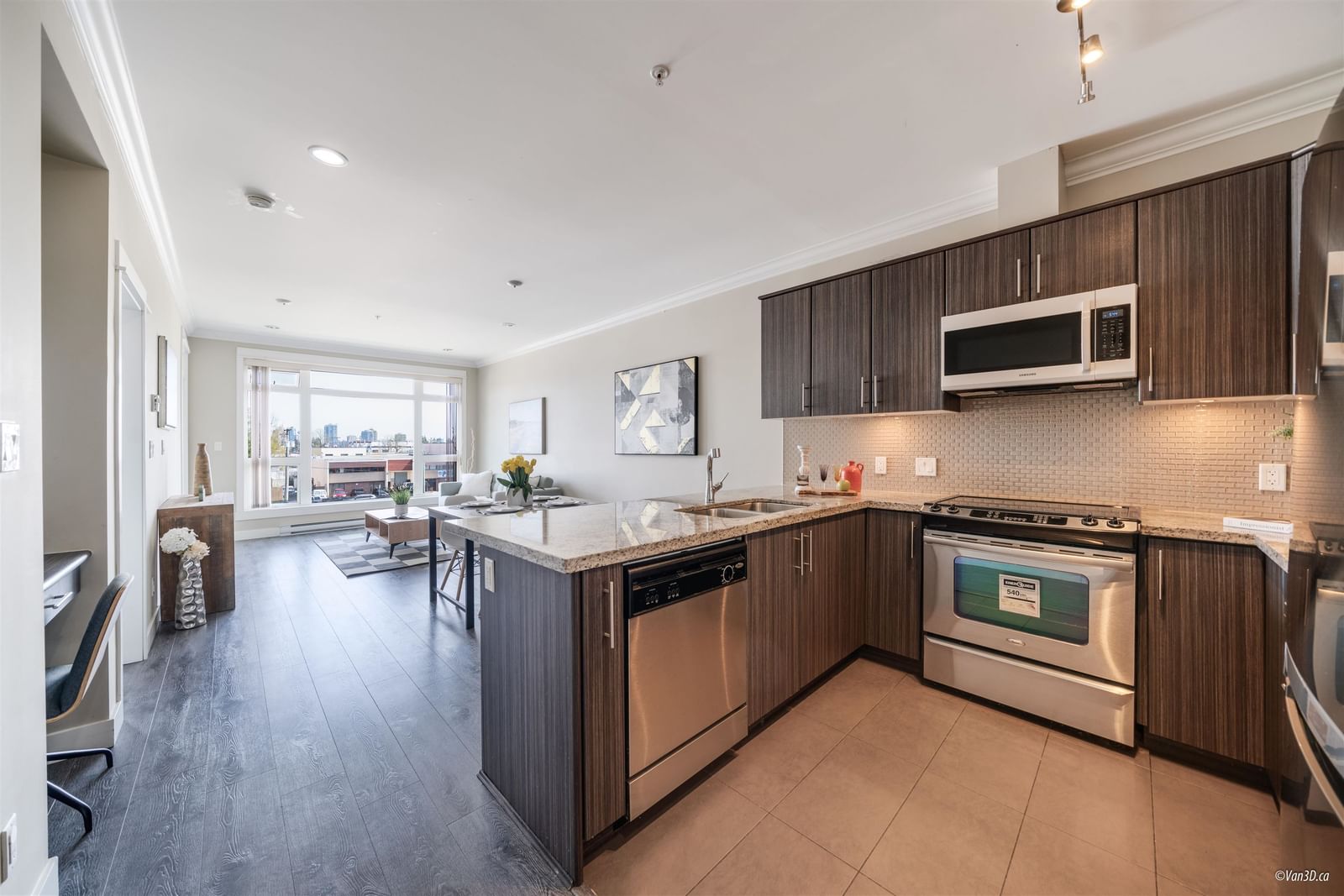 Listing Image 9