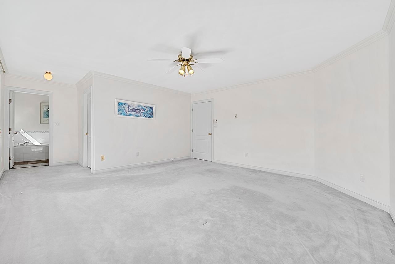 Listing Image 30