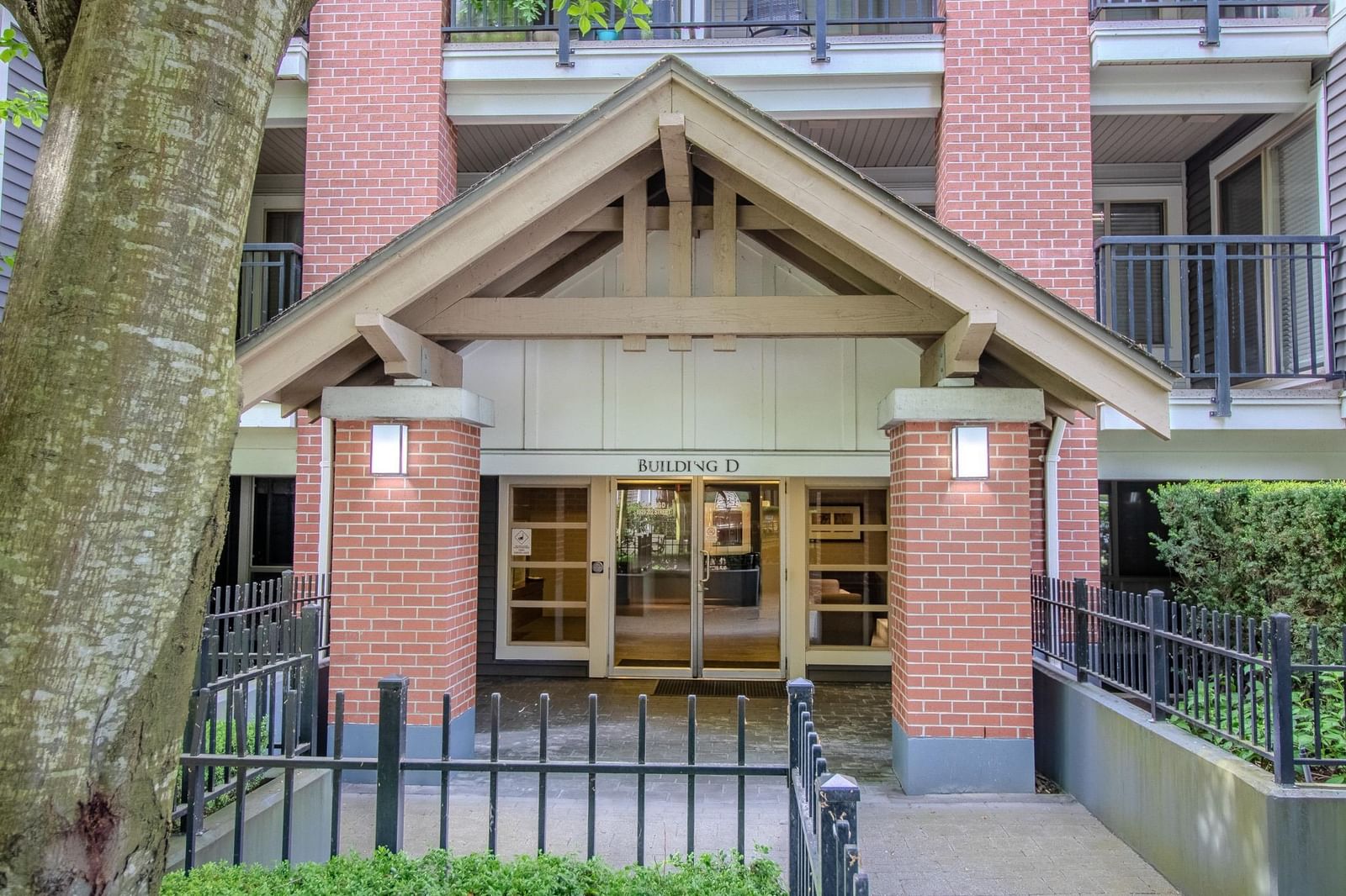 Listing Image 14
