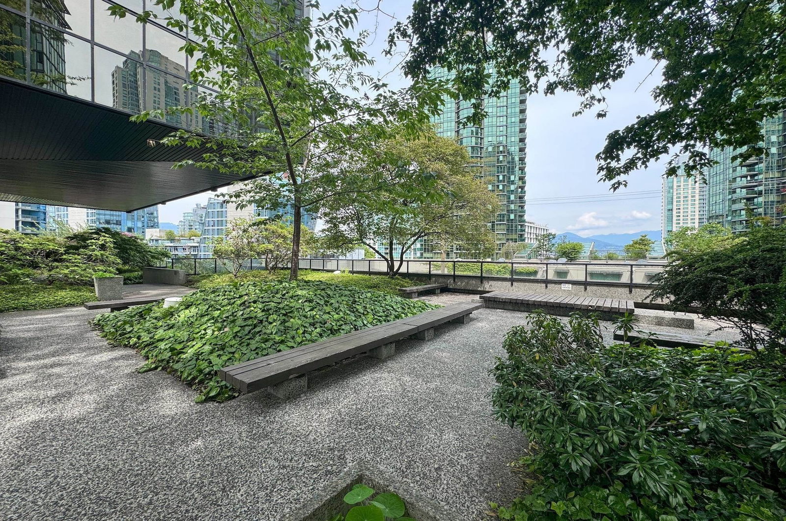 Listing Image 20