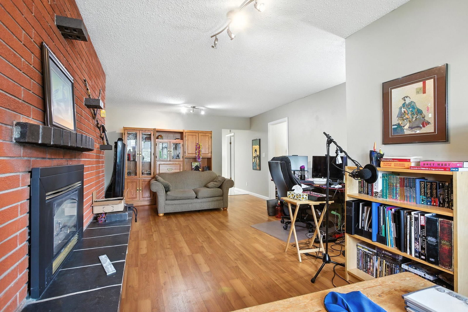 Listing Image 27