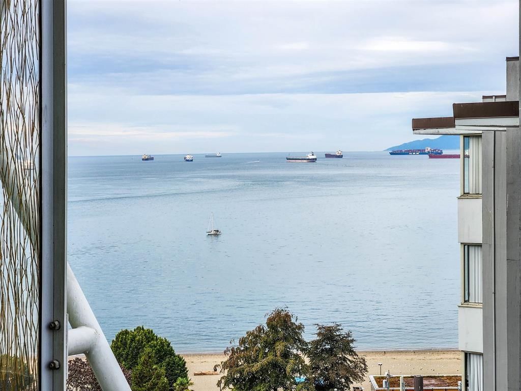 Listing Image 10