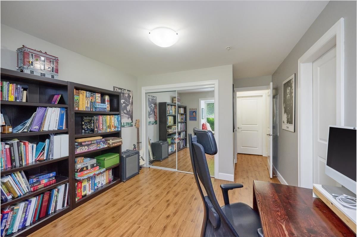Listing Image 21