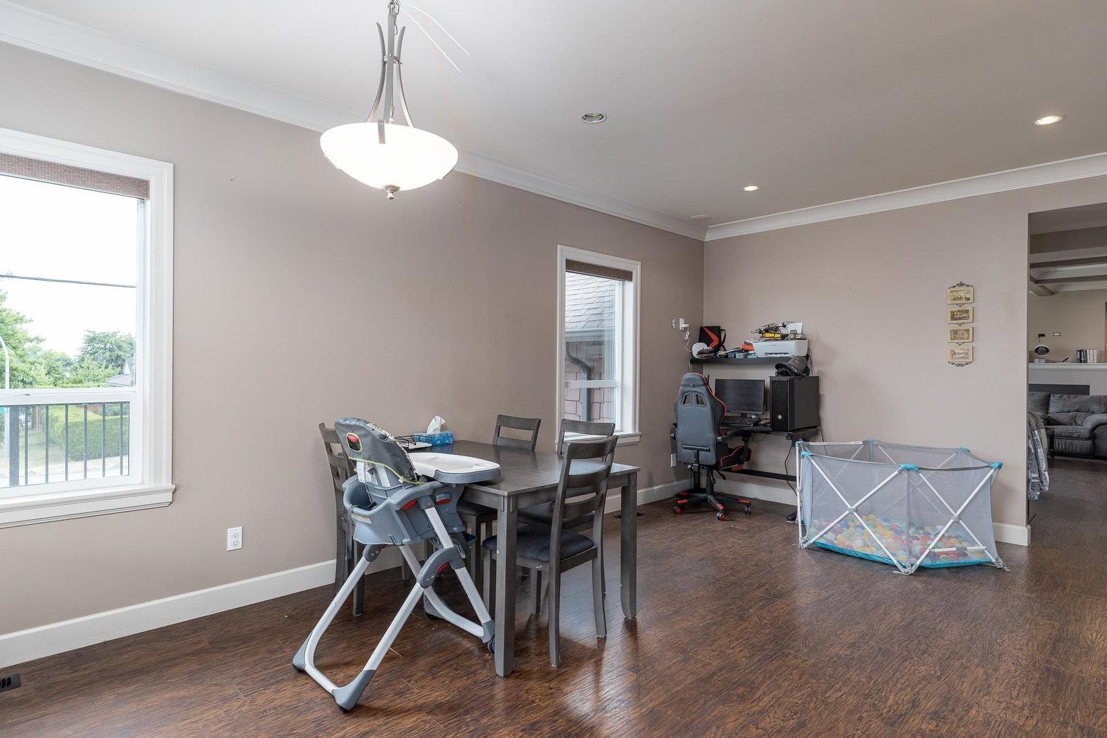 Listing Image 13