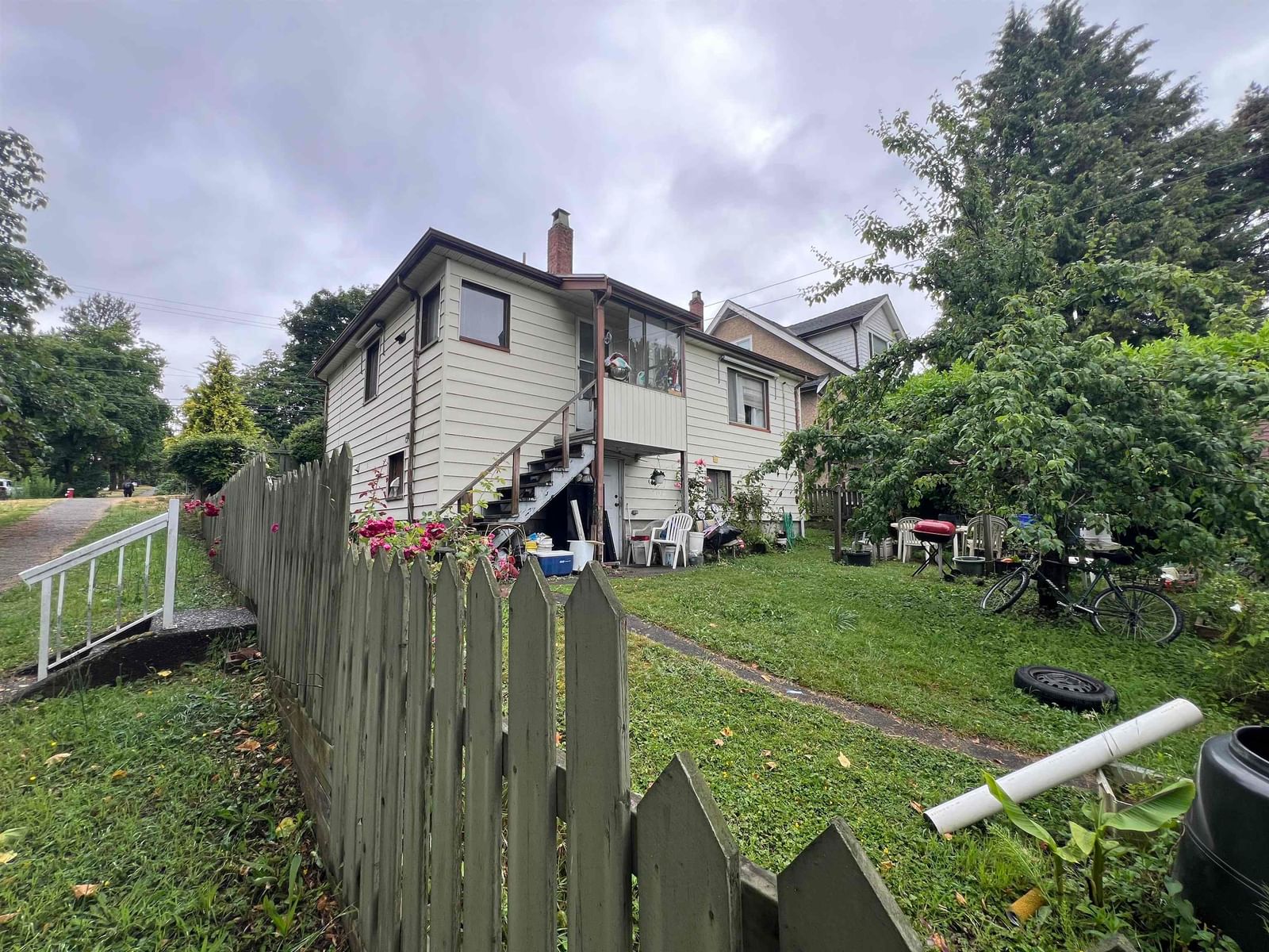 Listing Image 10