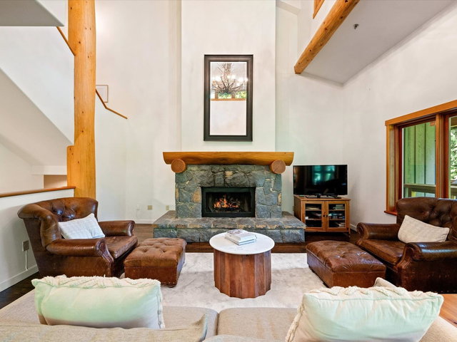 6 - 2240 Nordic Drive