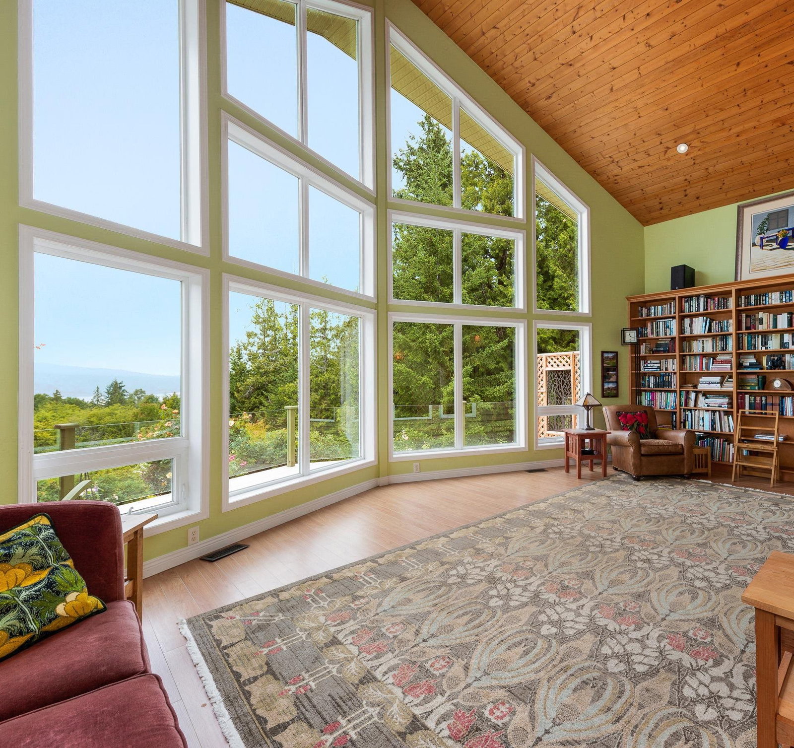 Listing Image 9