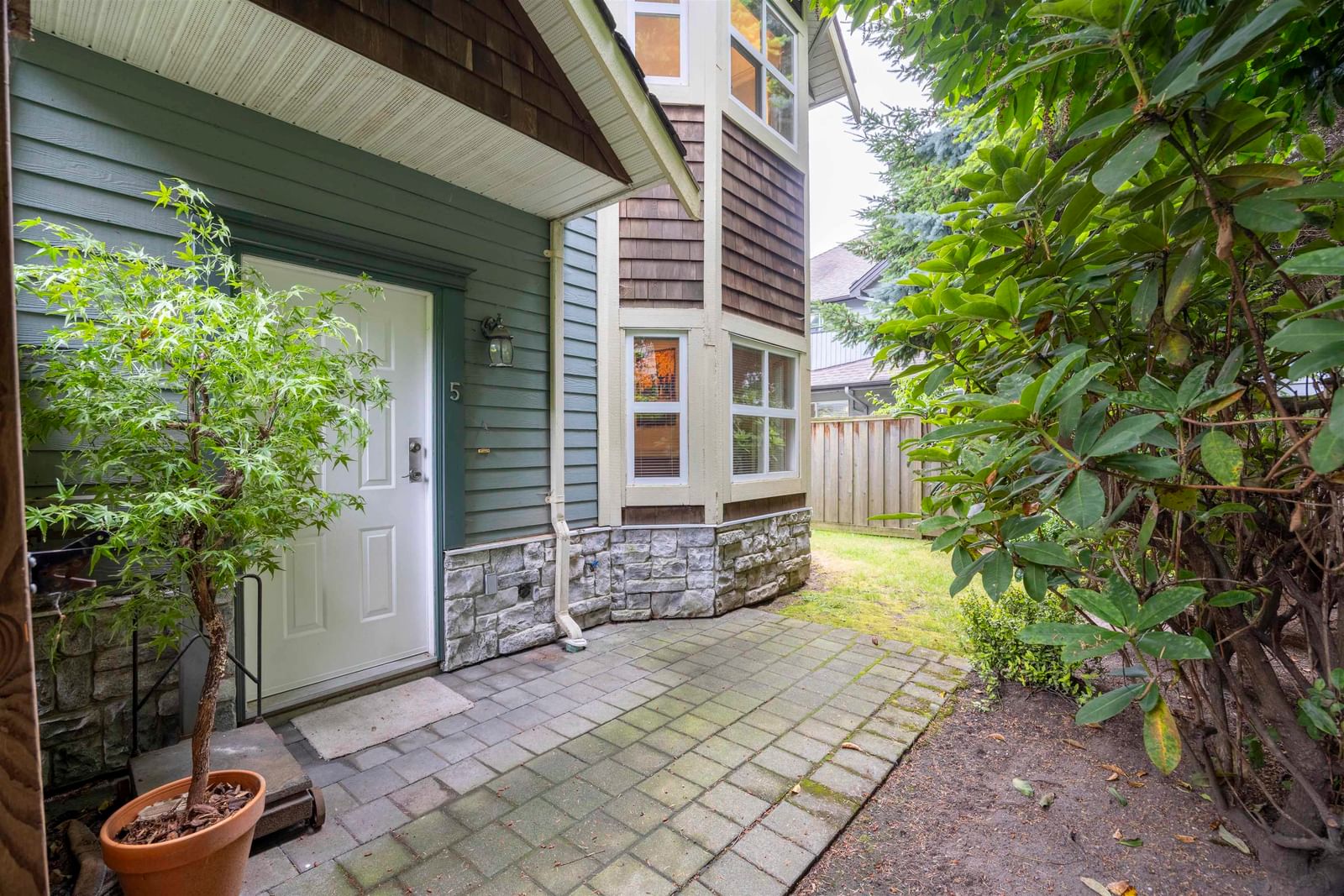 Listing Image 22