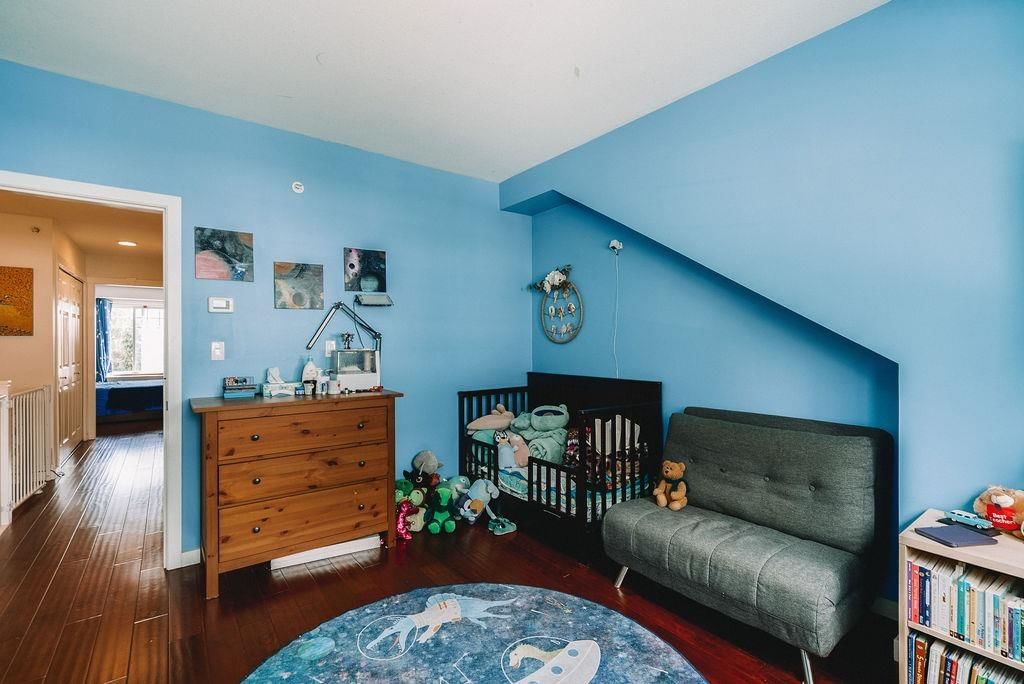 Listing Image 24