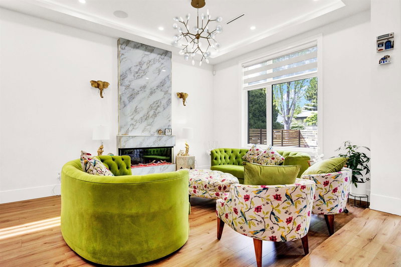 15496 22 Avenue, Surrey, V4A 2C2 | Image 2