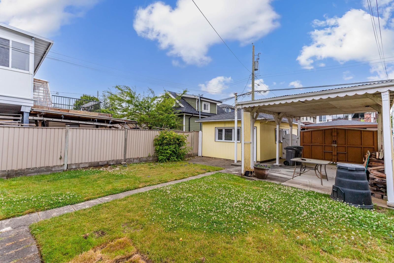 Listing Image 12