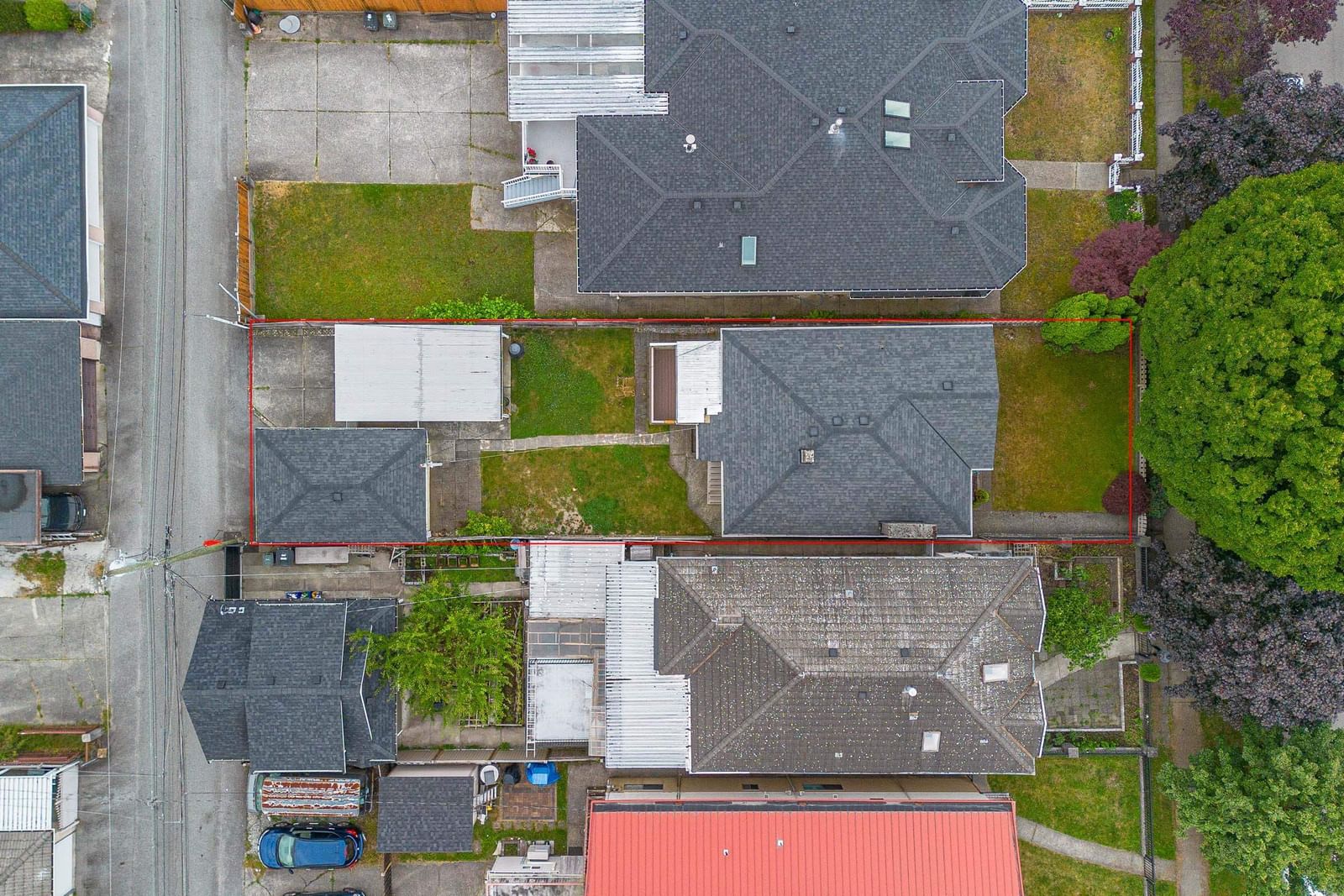 Listing Image 4