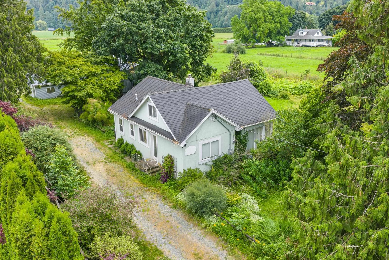 Listing Image 9