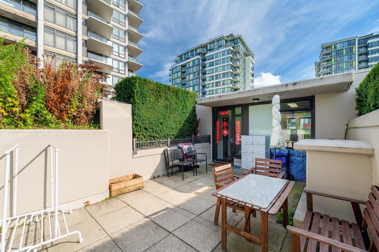 Listing Image 15