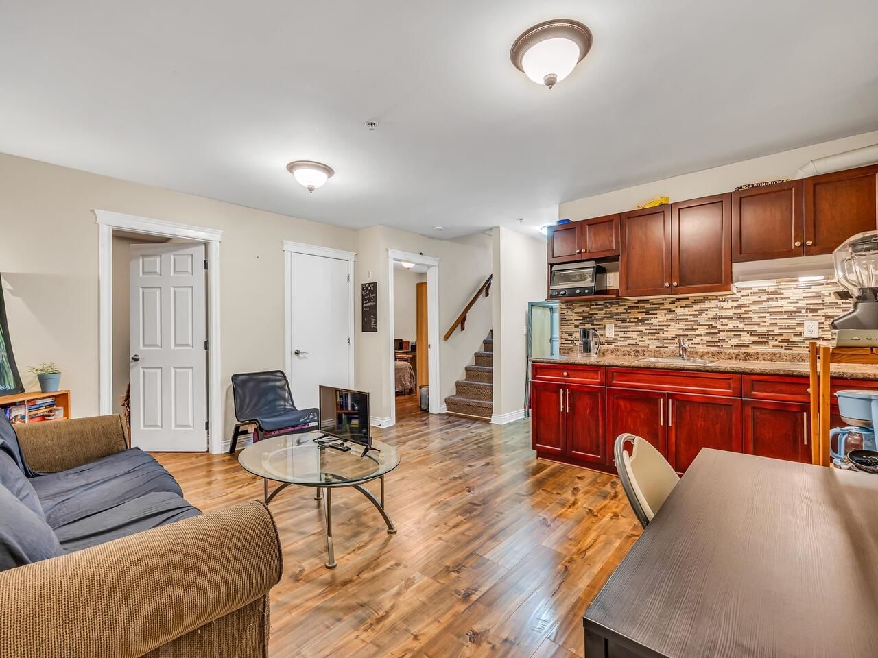 Listing Image 20