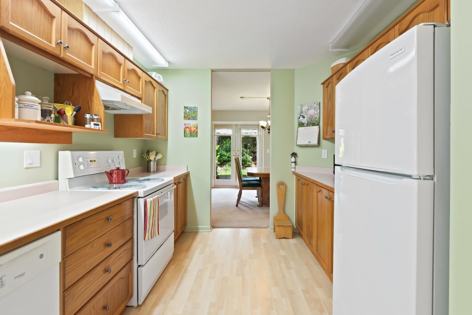Listing Image 6