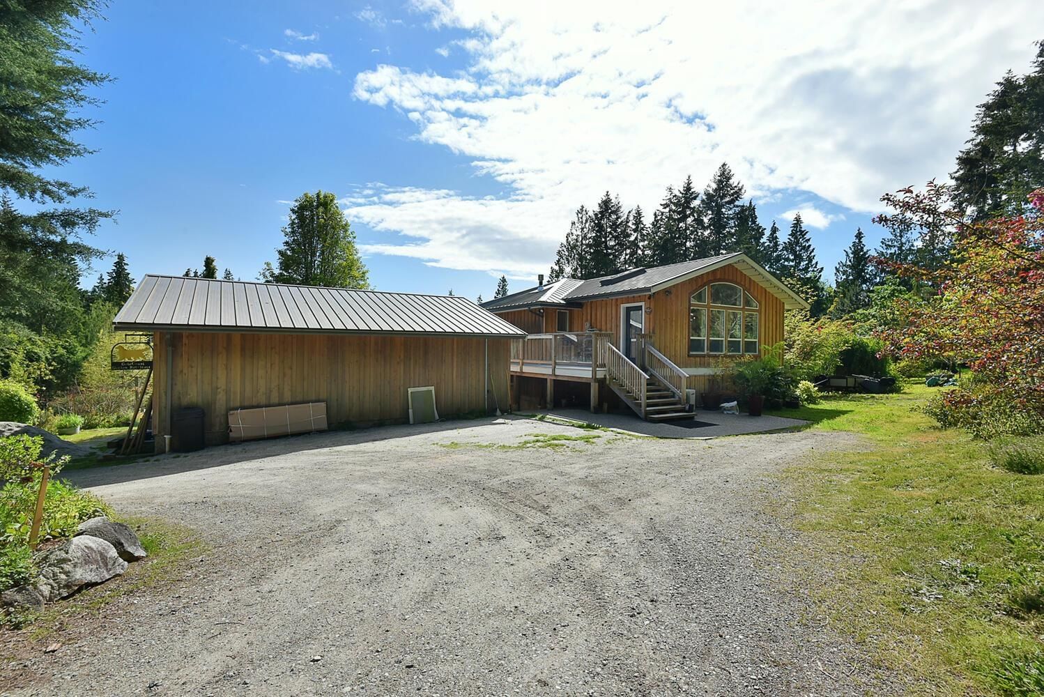 Listing Image 4