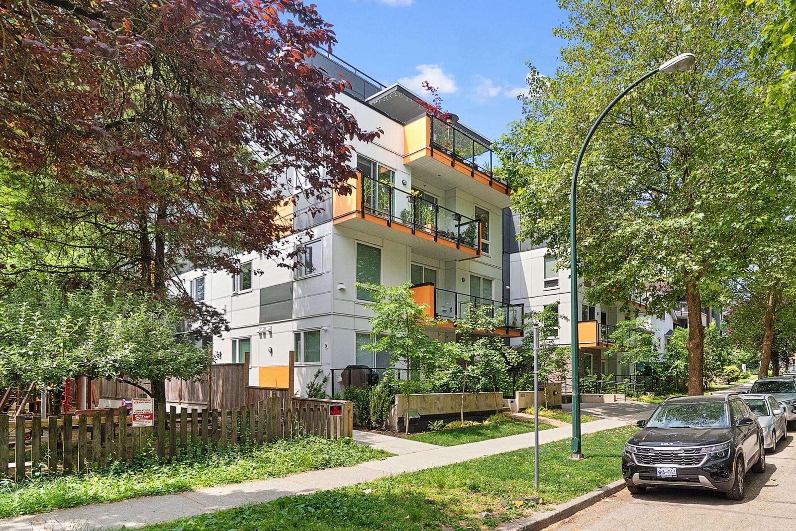 Listing Image 10