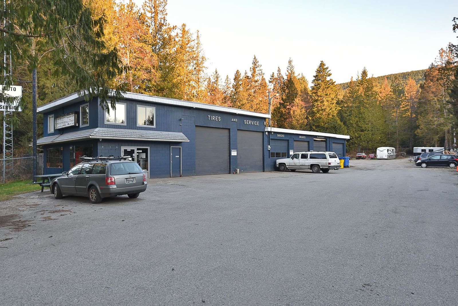 Listing Image 8