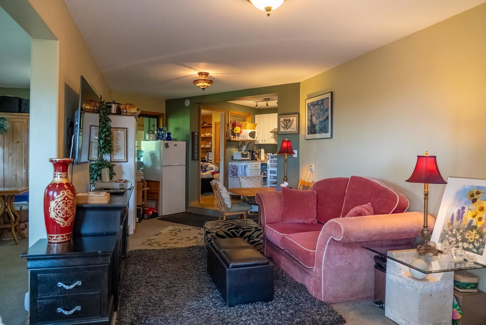 Listing Image 32