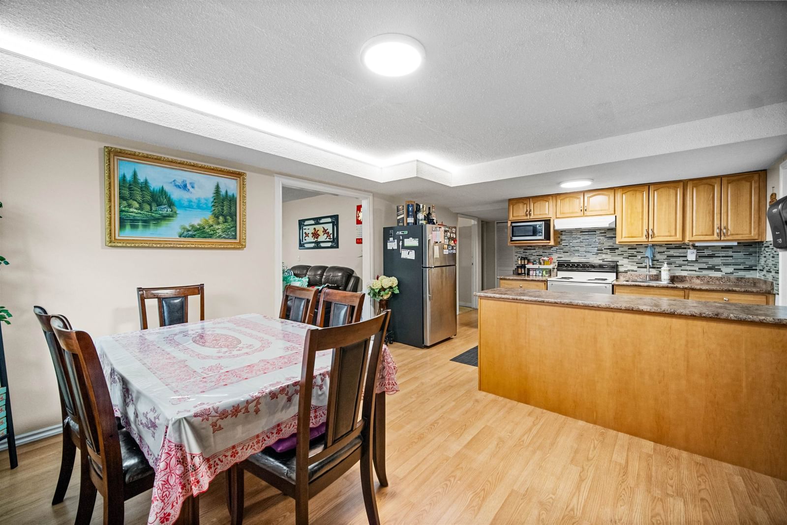 Listing Image 15