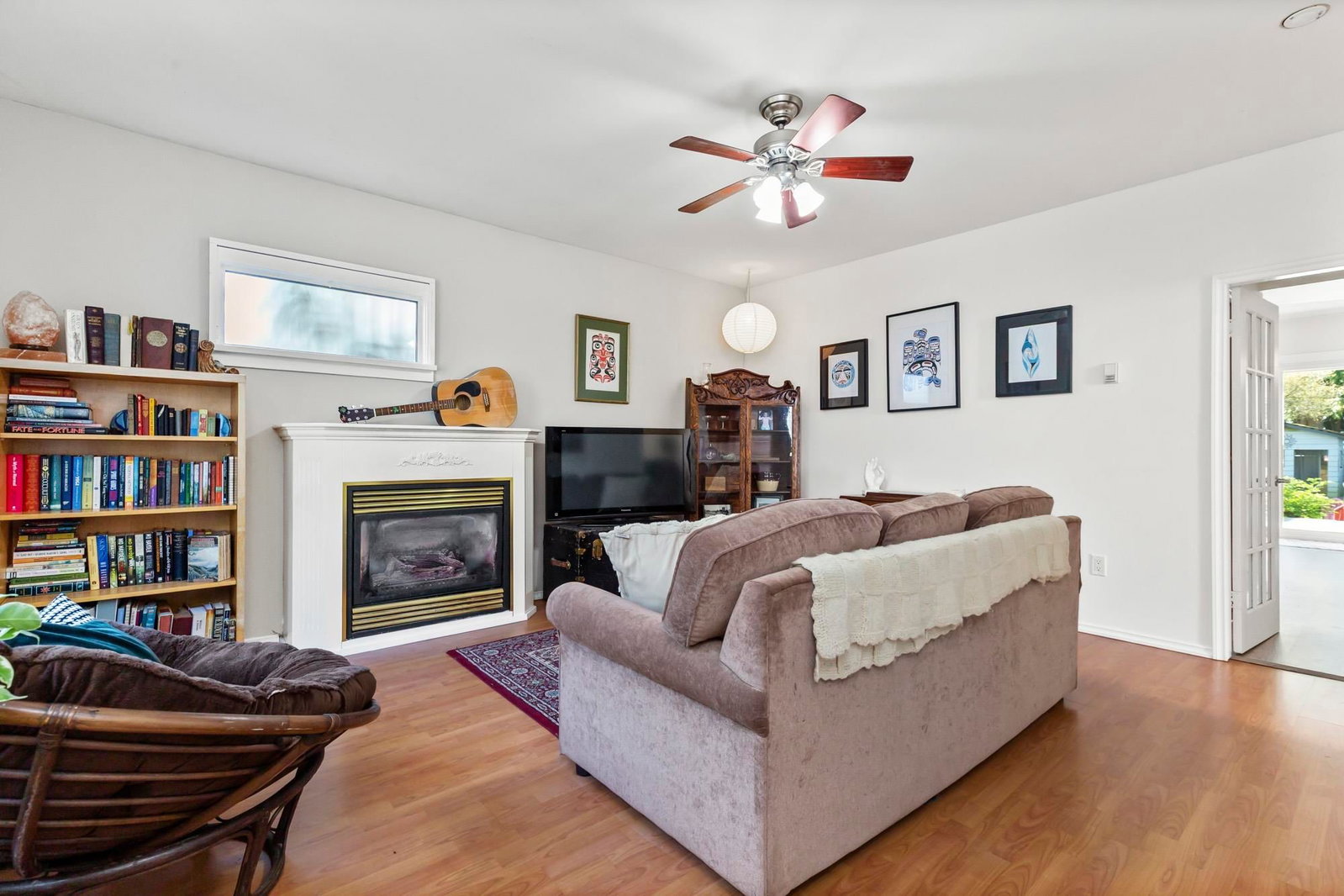 Listing Image 17
