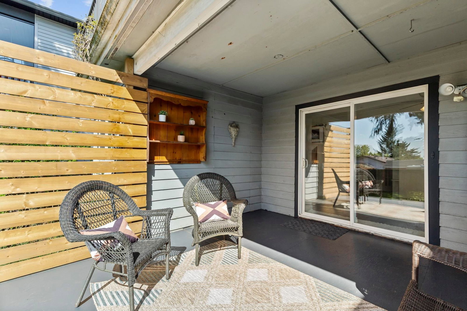 Listing Image 22